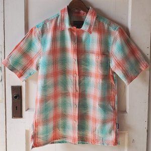 😊PATAGONIA Multi Colored Button Down Short Sleeve